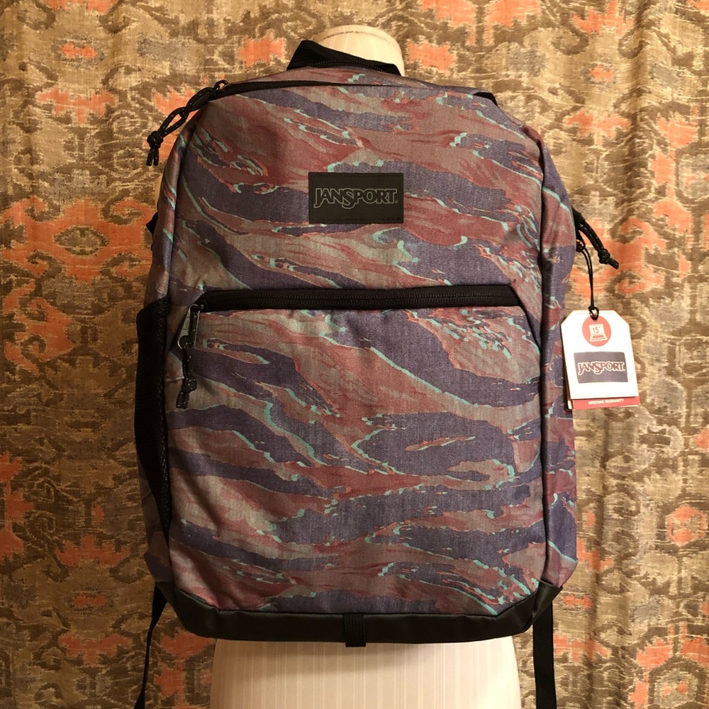 🚻 JanSport Hayes Tiger Camo Print Backpack